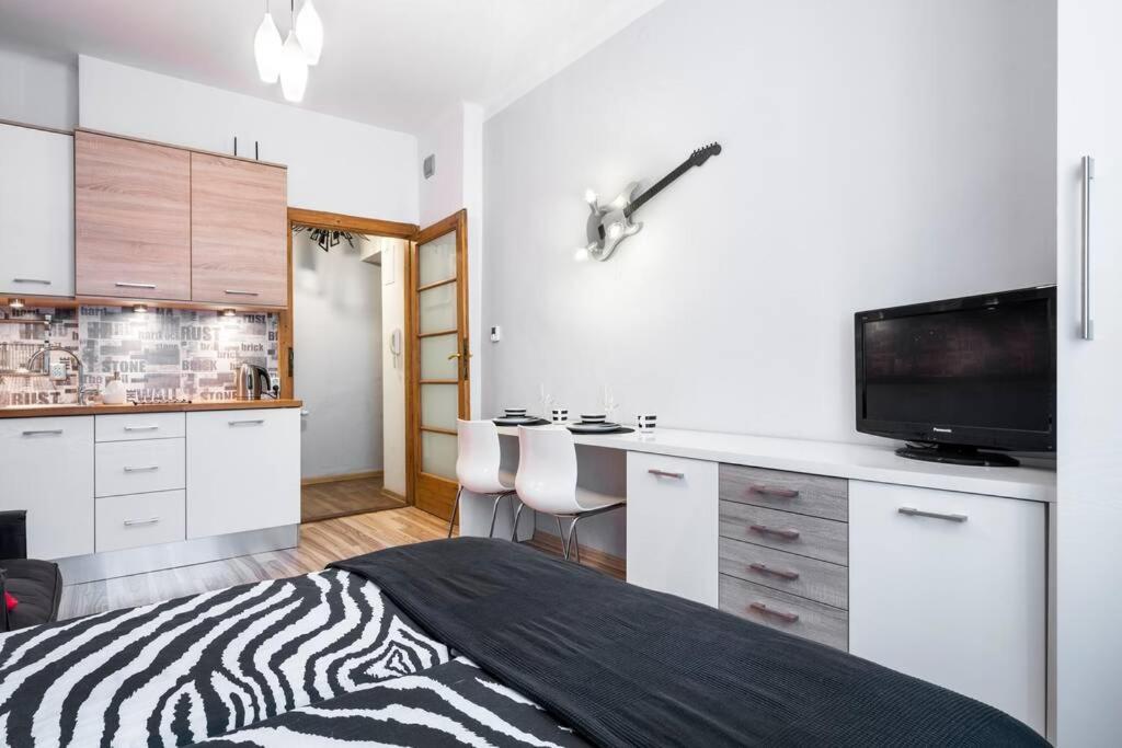דירות קרקוב Studio Pomorska , Bezplatny Parking מראה חיצוני תמונה
